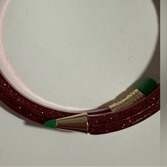 NWT ⚜️♥️⚜️ Betsey Johnson Holiday Red Glitter Pencil Bracelet With Green Eraser - Picture 10 of 12